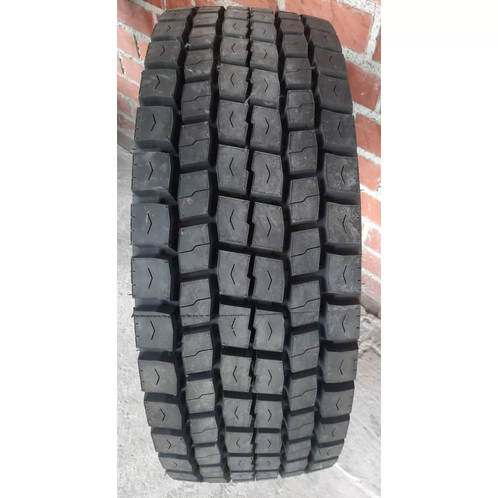 Грузовая шина 305/70 R19,5 Long March LM-329 18PR в Угнеуральском